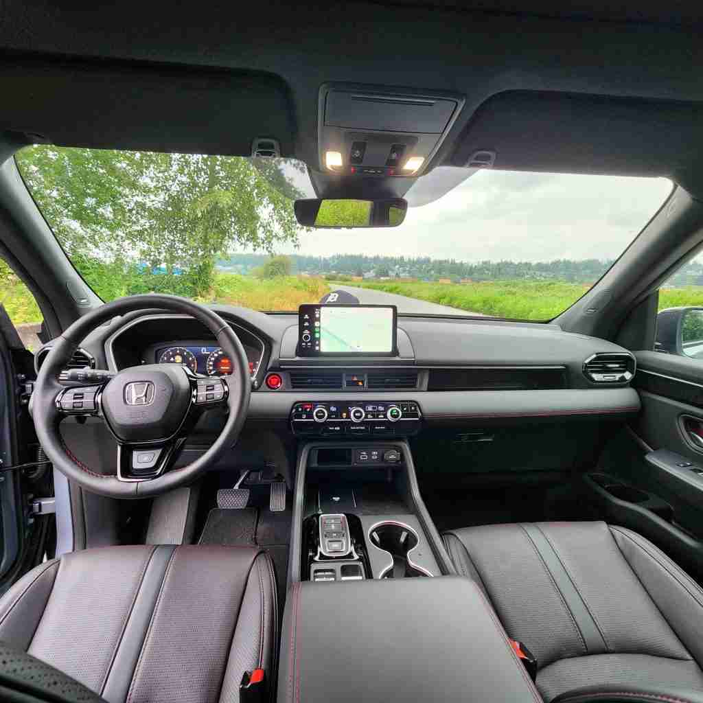 2024 Honda Pilot Front Seats