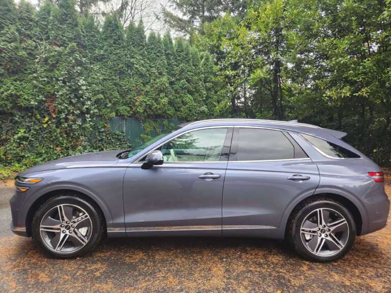 2026 Genesis GV70 Electric Profile